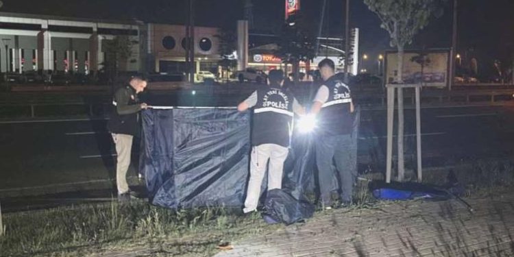 Bursa’da yol kenarında erkek cesedi bulundu
