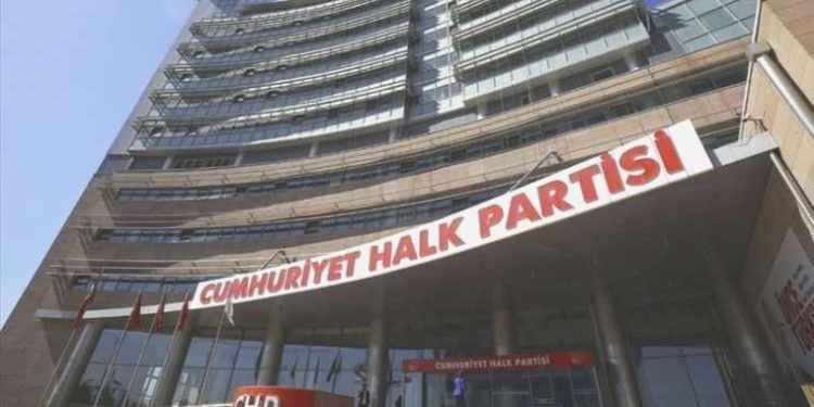 CHP’de parti içi muhalefet toplandı