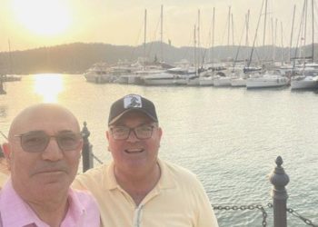 CHP’li Tanal reaksiyon çeken ‘tatil’ fotoğrafı üzerine açıklama yaptı: Büyütülecek neyi var, rüşvet mi almışım?