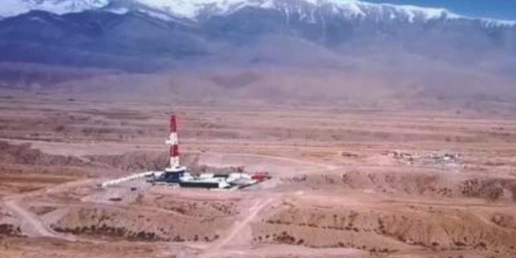 Çin Dünyanın içine yanlışsız 10 kilometre derinlikte bir delik açıyor