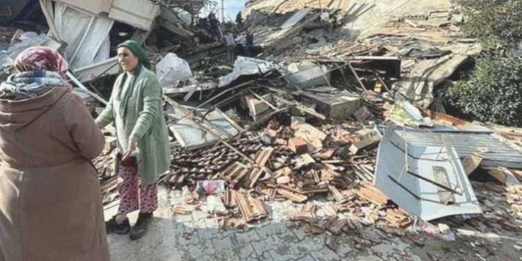 Depremzede hâlâ mağdur: ‘Yaşananlar bizi sarsıntı kadar yıktı’