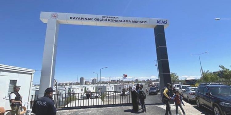 Depremzedelere dağıtılan nohutlu pilav 52 kişiyi hastanelik etti