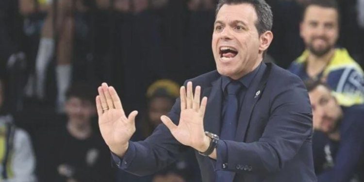 Dimitris Itoudis: ‘Hakemler, Davis’i provoke etti’