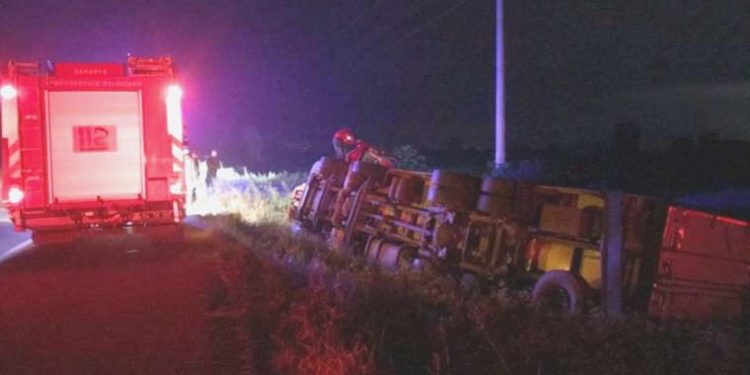 Direksiyon başında kalp krizi geçirdi: 112’yi aradığı esnada aracıyla şarampole devrildi