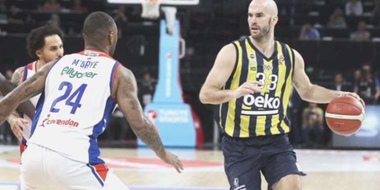 Disiplin Şurası’ndan Anadolu Efes ve Fenerbahçe Beko’ya ceza!