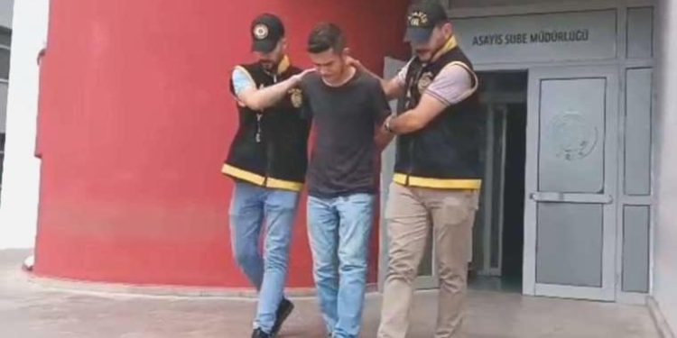 Dolmuş şoförlerinin yolcu hengamesi kanlı bitti