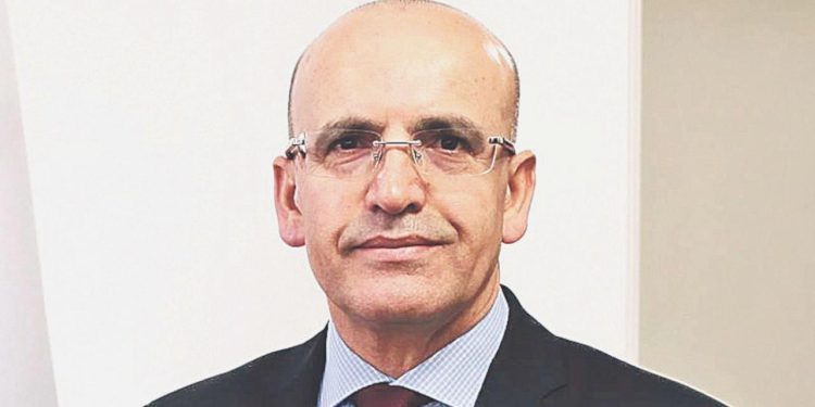 Ekonomist Prof. Dr. Aziz Çelik’ten 7 unsurda Mehmet Şimşek yorumu: ‘İşçiyi, memuru, emekliyi uygun günler beklemiyor’