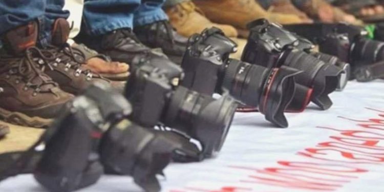 Eleştirel haberleri ‘yandaş’ da yazdı: Arşivler palavrası çürütüyor