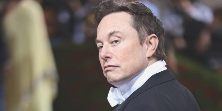 Elon Musk, unvanını geri aldı… O yeniden ‘dünyanın en zengini’