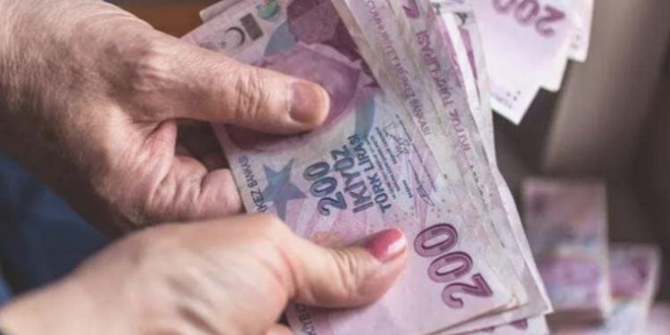 Emekli bayram ikramiyesi ve maaşlar ne vakit ödenecek?