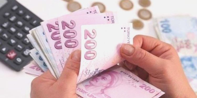 Emekli maaşı ve bayram ikramiyeleri ne vakit yatacak? Emekli bayram ikramiyesi ne kadar yatacak?