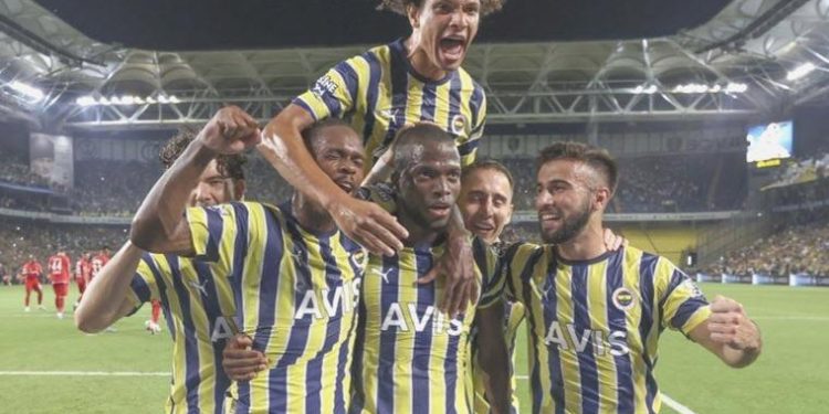 Enner Valencia, Ekvador Ulusal Grubu’na davet edildi