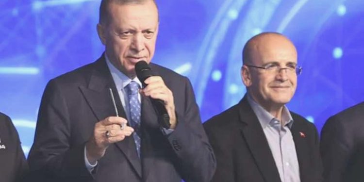 Erdoğan ve Mehmet Şimşek ortasında yaşanacak birinci sorunu yazdı: ‘Acı reçete yolda…’
