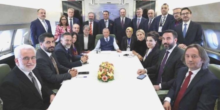 Erdoğan’dan Azerbaycan dönüşü ‘asgari ücret’ ve ‘faiz’ açıklaması