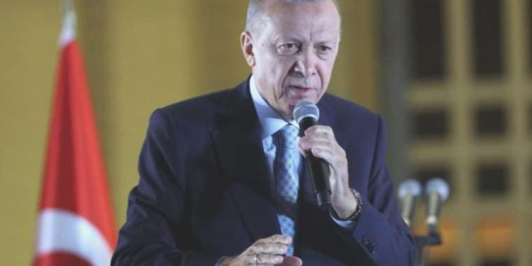 Erdoğan’dan kurmaylarına talimat: Muhalifleri ikna edin