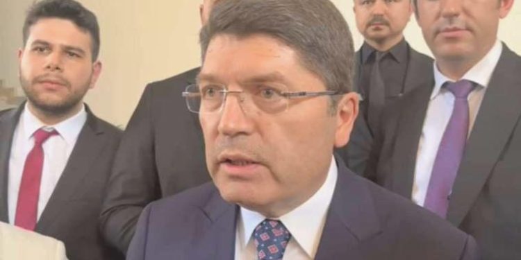 Erdoğan’ın sıhhat durumuna ait Bakan Yılmaz Tunç’tan açıklama