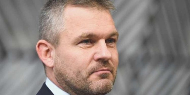 Eski Slovakya Başbakanı Pellegrini: Avrupa’daki silah stokları tükendi