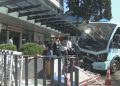 Faciadan dönüldü… Pendik’te yolcu minibüsü hastanenin bahçesine daldı