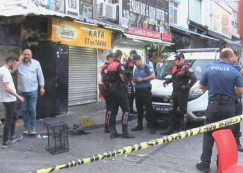 Fatih’te 2 kişinin öldüğü ‘biber gazı’ çatışması: Manzaralar ortaya çıktı