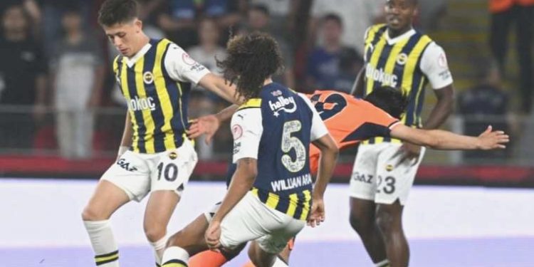 Fenerbahçe’de Arda Güler 1500 dakikayı tamamladı