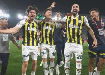 Fenerbahçeli futbolcu Luan Peres’ten şampiyonluk iletisi