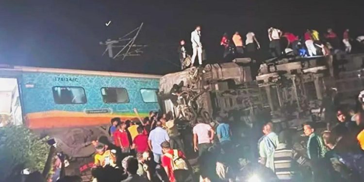 Hindistan’da Katliam Üzere Kaza! Katliam Üzere Kaza!