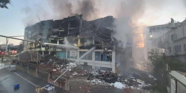 İkitelli Organize Sanayi Bölgesi’ndeki yangında 37. saat: Söndürme çalışmaları sürüyor