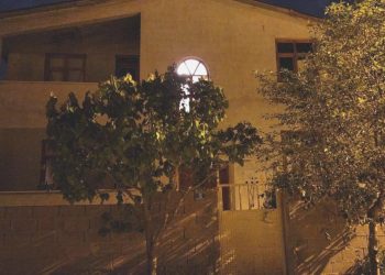 İmam Ve Eşi Meskenlerinde Öldürülmüş Halde Bulundu