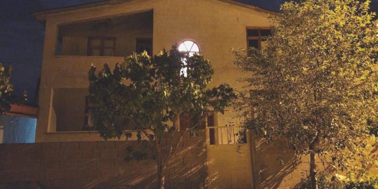 İmam Ve Eşi Meskenlerinde Öldürülmüş Halde Bulundu