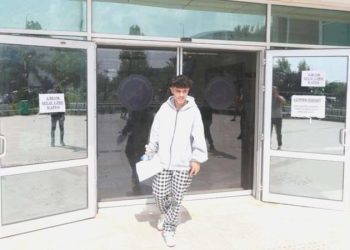 İmtihana 5 dakikayla geç kaldı, ‘Seneye bir daha gireriz ölümlü dünya’ dedi