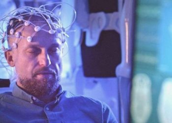 İngiltere Data Müdafaa Ünitesi’nden ikaz: Şirketler çalışanlarını izlemek için beyin datalarını kullanabilir