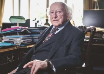 İrlanda Cumhurbaşkanı Higgns’den NATO itirazı: ‘Ateşle oynuyorlar’