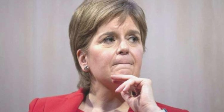İskoçya’nın eski Başbakanı Nicola Sturgeon gözaltına alındı
