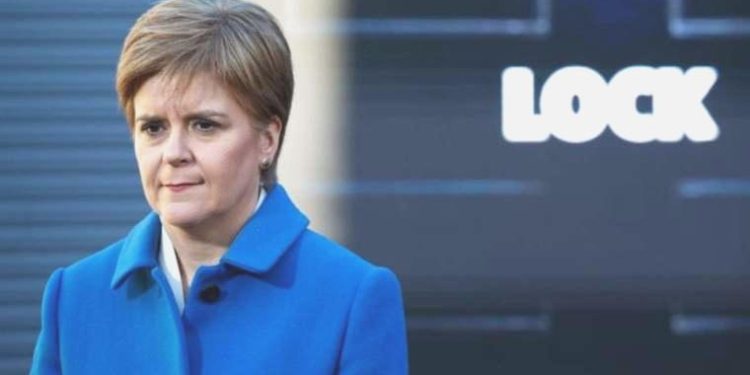 İskoçya’nın eski Başbakanı Sturgeon’dan, gözaltı sonrası birinci açıklama