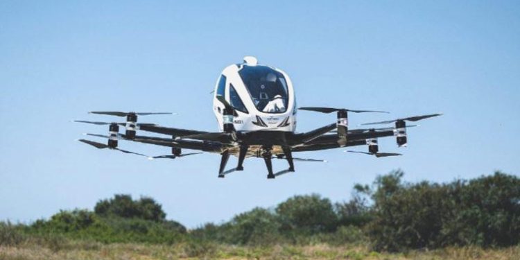İsrail, hava taksilerinin birinci uçuş testini gerçekleştirdi