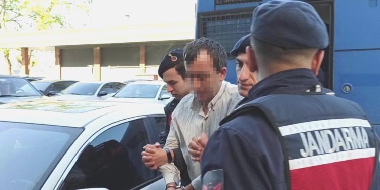 İsyan ettiren karar! Kızına 14 defa cinsel istismarda bulunan babaya yeterli hal indirimi