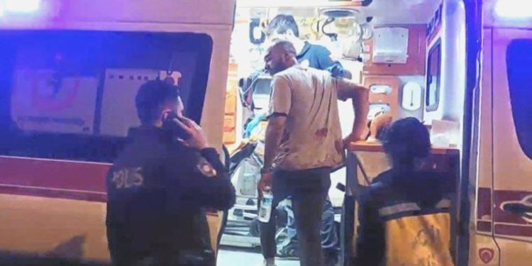 Kadıköy’de iki küme ortasında silahlı arbede: 3 yaralı