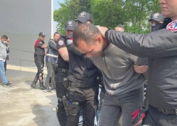 ‘Katalog’ ile çalışan fuhuş şebekesinin üyeleri adliyeye sevk edildi