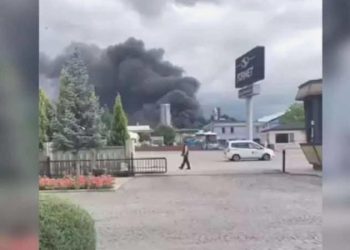 Kayseri’de fabrika yangını: Takımların müdahalesi sürüyor