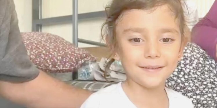 Konteyner kentte yaşayan Merve’nin tekerlekli sandalyesini çaldılar: ‘Birazcık merhamet varsa…’