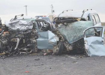 Konya’da feci kaza! Minibüs ile kamyonet çarpıştı: 4 meyyit