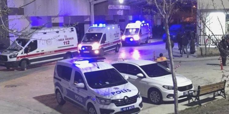 Konya’da iki küme ortasında silahlı hengame: 8’i polis 12 kişi yaralandı
