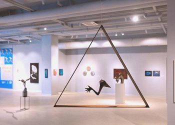 “Kuş Koysunlar Yoluna: Kabulleri Deforme Eden Bir Sanat Manifestosu”