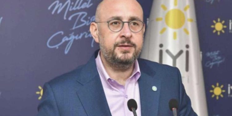 ÂLÂ Partili Poyraz’dan ‘Meral Akşener’ tenkitlerine cevap: ‘Samimiyet ve tarz sorunu olduğu açık’