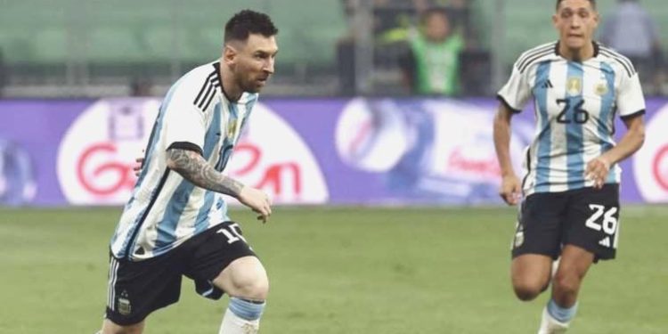 Lionel Messi bir meslek rekoru daha kırdı