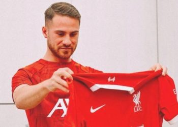 Liverpool Alexis Mac Allister’ı resmen duyurdu