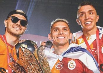 Lucas Torreira’dan taraftarları heyecanlandıran Mauro Icardi paylaşımı