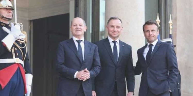 Macron: Ukrayna’nın fethedilemeyeceği açıktır