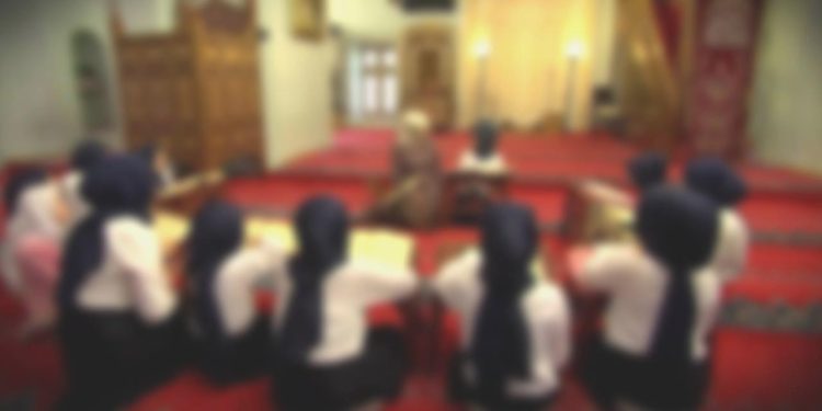 MEB Diyanetle Yarışıyor: Dini Eğitime Para Yağmış