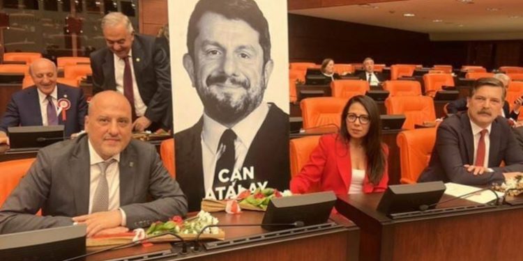 Meclis Başkanlığı seçiminde reaksiyon çeken olay: Can Atalay’ın ismi oy pusulasında yer almasına karşın anons edilmedi